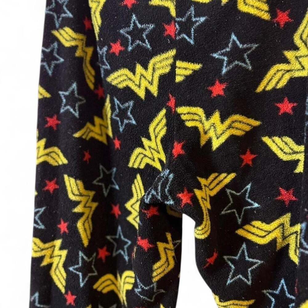 DC Comics Wonder Woman Plush Fleece Pajama Sleep Pants - Picture 3 of 8